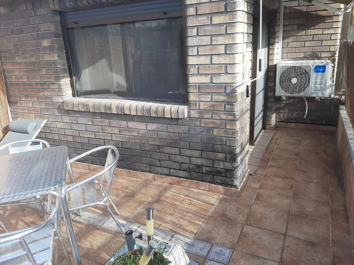 Hostal Escarla Aren Zewnętrze zdjęcie