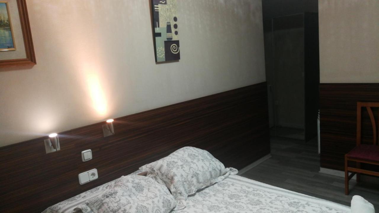 Hostal Escarla Aren Zewnętrze zdjęcie