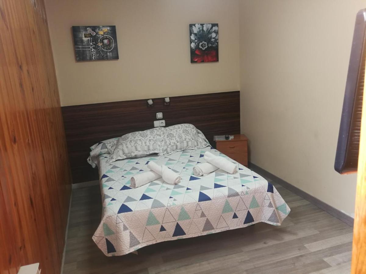 Hostal Escarla Aren Zewnętrze zdjęcie