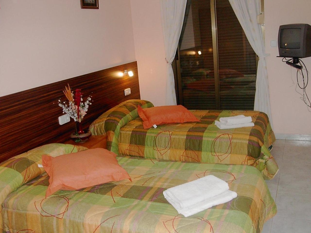 Hostal Escarla Aren Zewnętrze zdjęcie