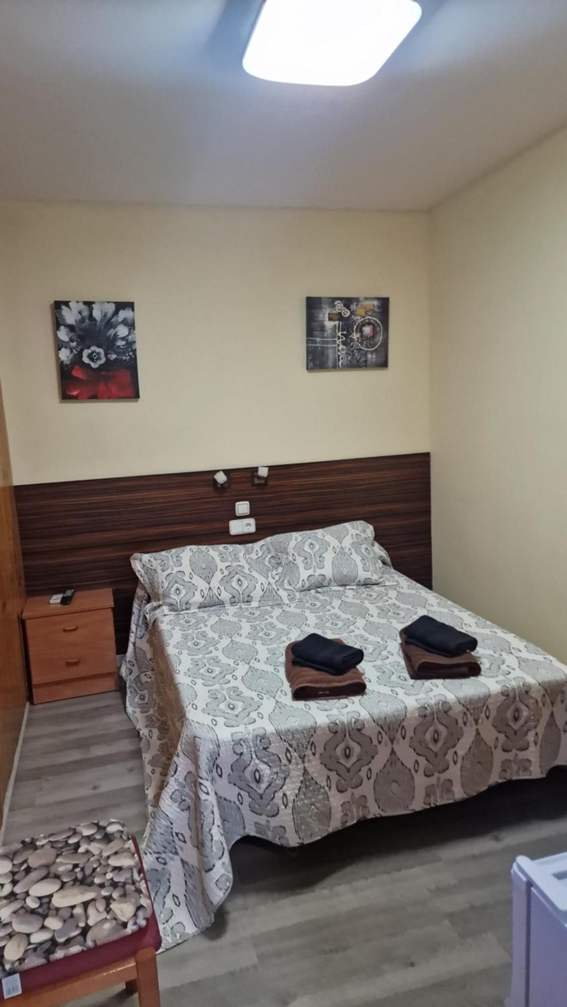Hostal Escarla Aren Zewnętrze zdjęcie