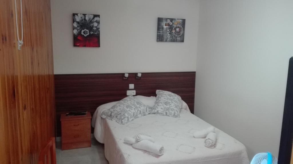 Hostal Escarla Aren Zewnętrze zdjęcie