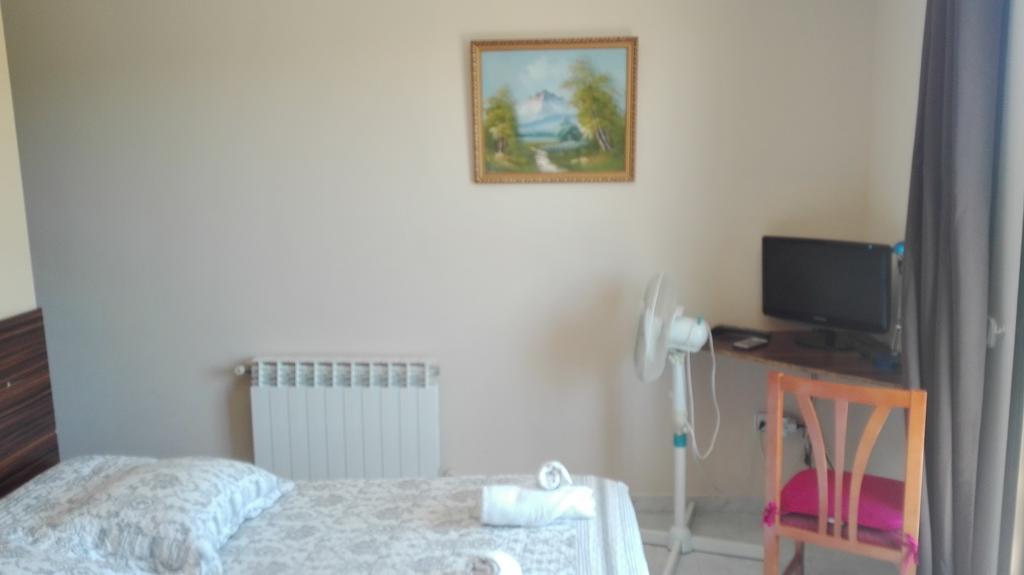 Hostal Escarla Aren Zewnętrze zdjęcie