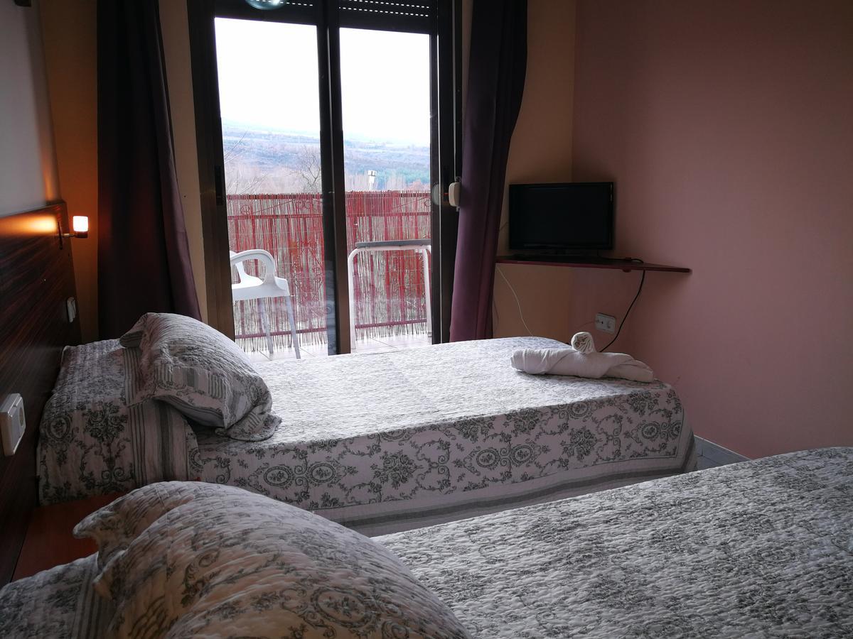 Hostal Escarla Aren Zewnętrze zdjęcie