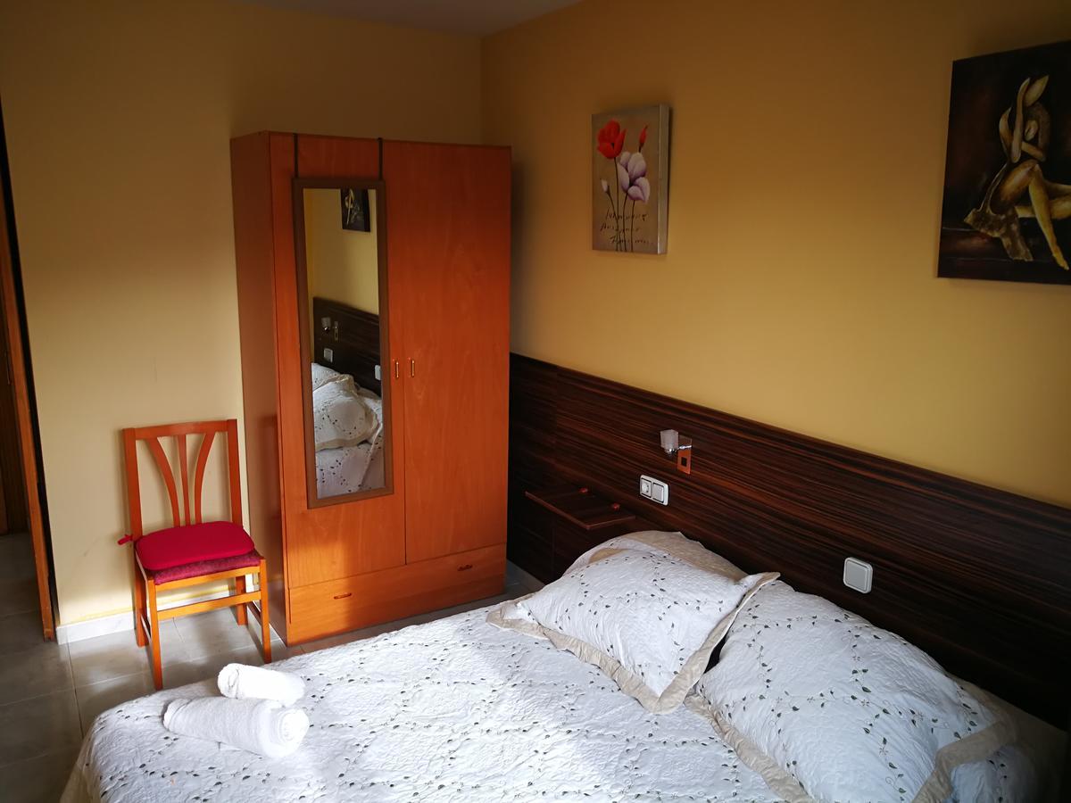 Hostal Escarla Aren Zewnętrze zdjęcie