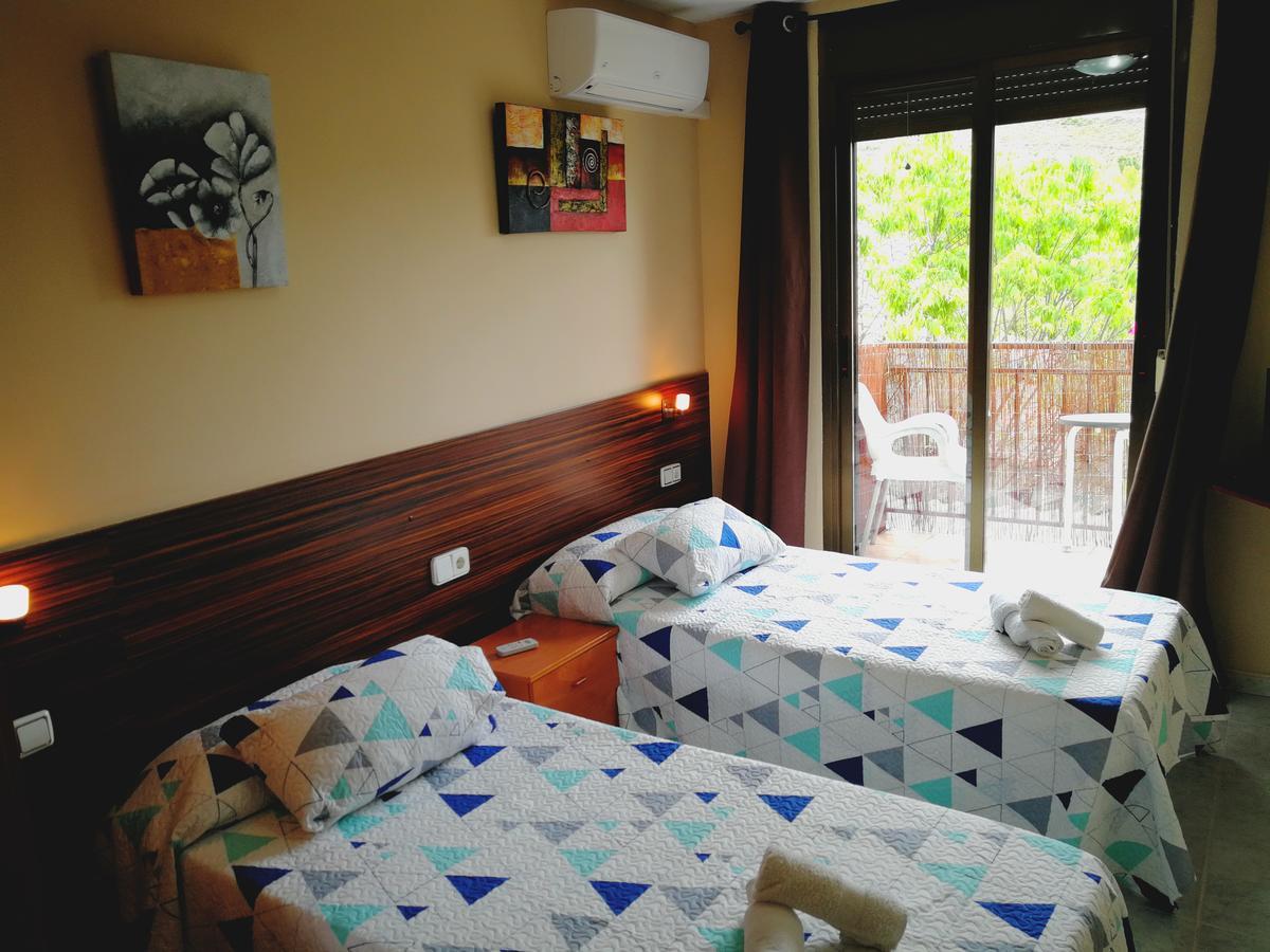 Hostal Escarla Aren Zewnętrze zdjęcie