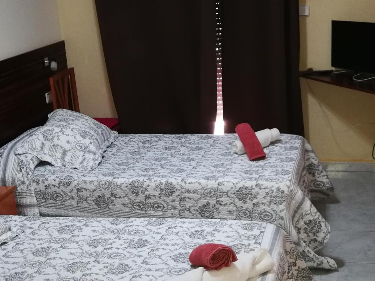 Hostal Escarla Aren Zewnętrze zdjęcie